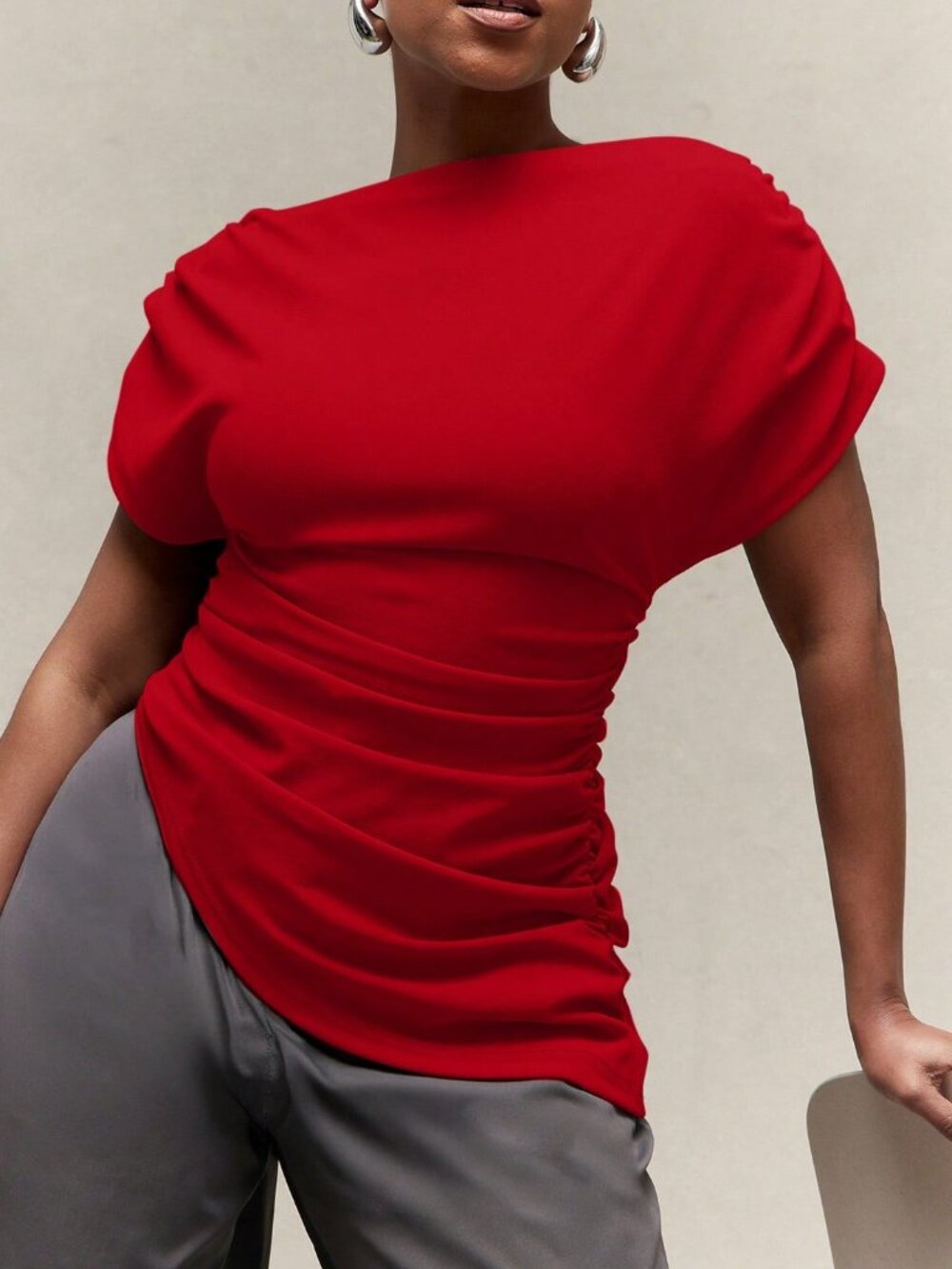 Red Casual Women's Asymmetrical Hem Slim Batwing Sleeve Short Crepe Top